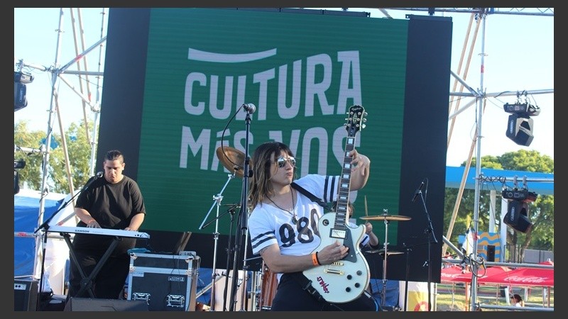 La banda de rock Armus tocó todo su repertorio. 