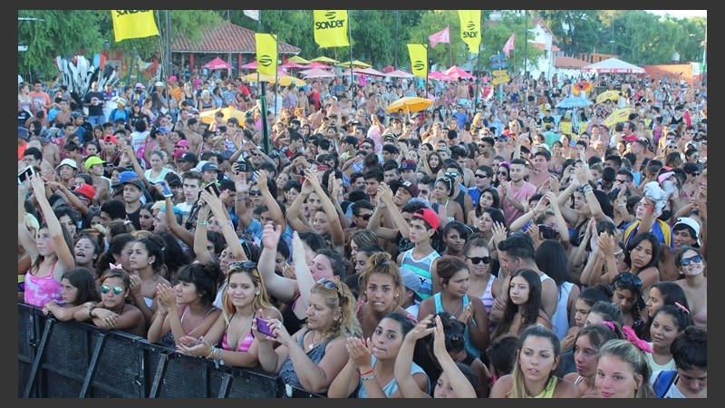 Casi catorce mil personas coparon el balneario La Florida.