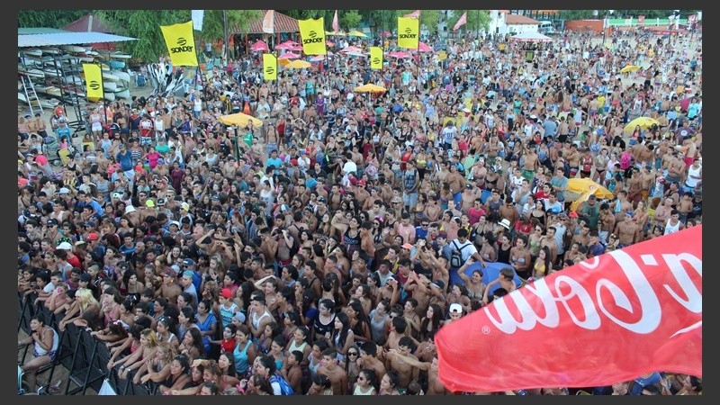 Casi catorce mil personas coparon el balneario La Florida.