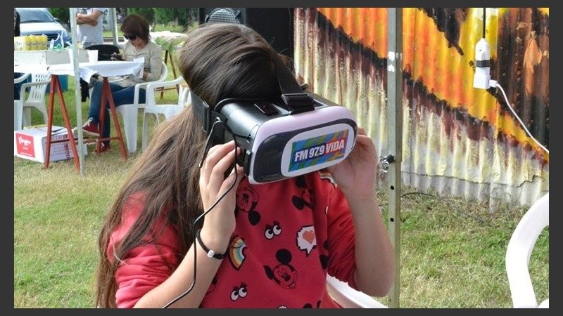 Los chicos disfrutaron de los avances en la tecnología.