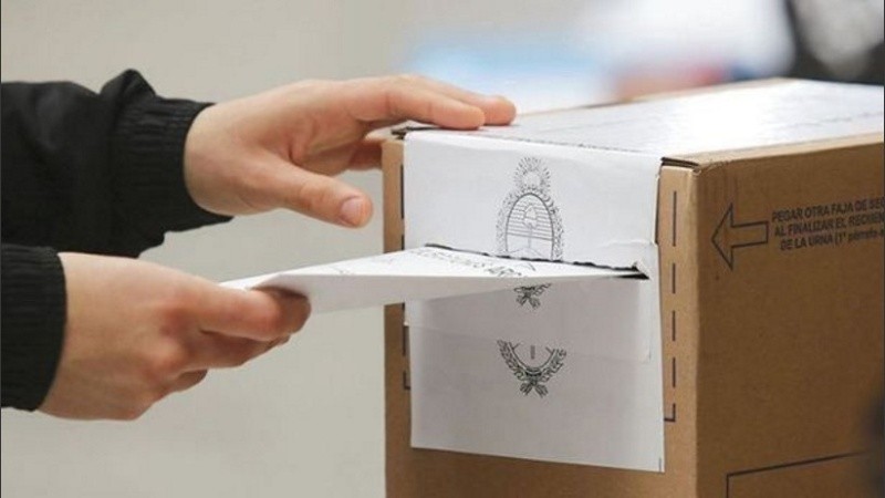 El gobierno provincial suspendió, mediante el decreto 386/2021, la realización de asambleas y actos eleccionarios presenciales de personas jurídicas privadas.