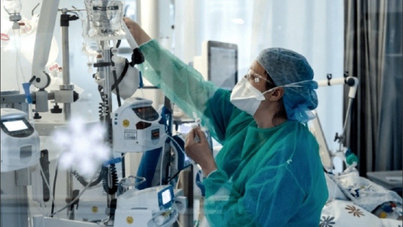 El coronavirus continuaba hoy su avance sin freno en todo el mundo.