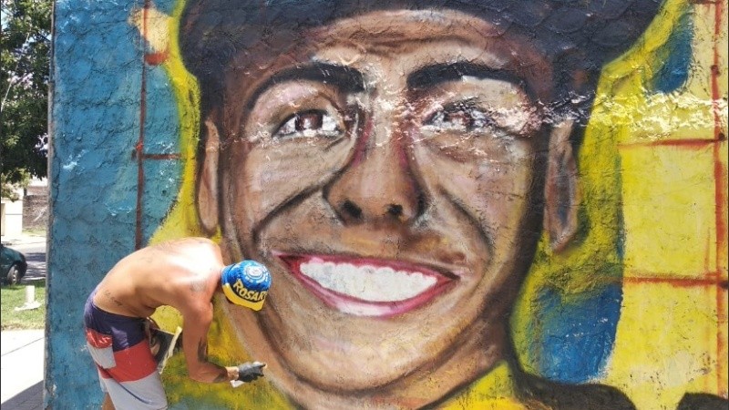 Pinturas por Génova en las esquinas con Travesía, Garzón y Cabal.