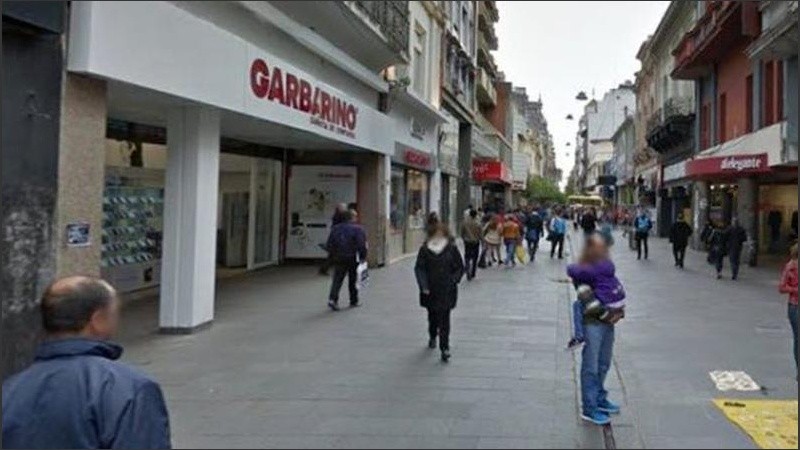 Garbarino tiene casi 100 millones de dólares en cheques rebotados