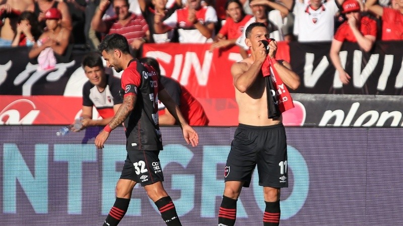 Maxi lo gritó con el alma frente a la gente leprosa.
