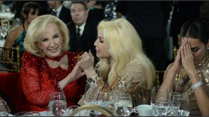 Mirtha, Susana y Juanita, en la gala de los Premios Martín Fierro 2022