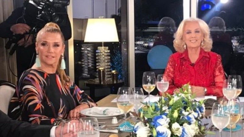 La foto de cuando Marcela y Mirtha estuvieron en Rosario. 