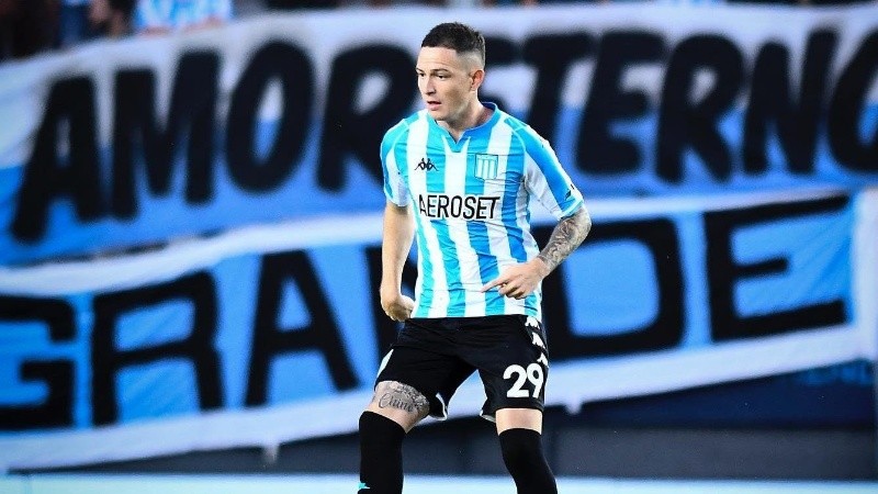 Moreno se formó en las inferiores de Newell's, llegó a debutar en Primera y luego fue cedido y vendido a Racing.