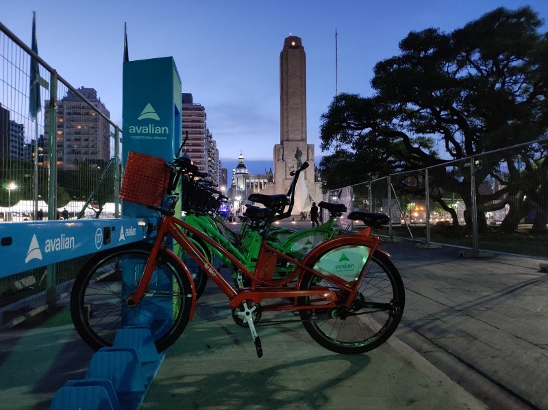 &nbsp;Las bicicletas públicas, distribuidas en 93 estaciones a lo largo y ancho de la ciudad.