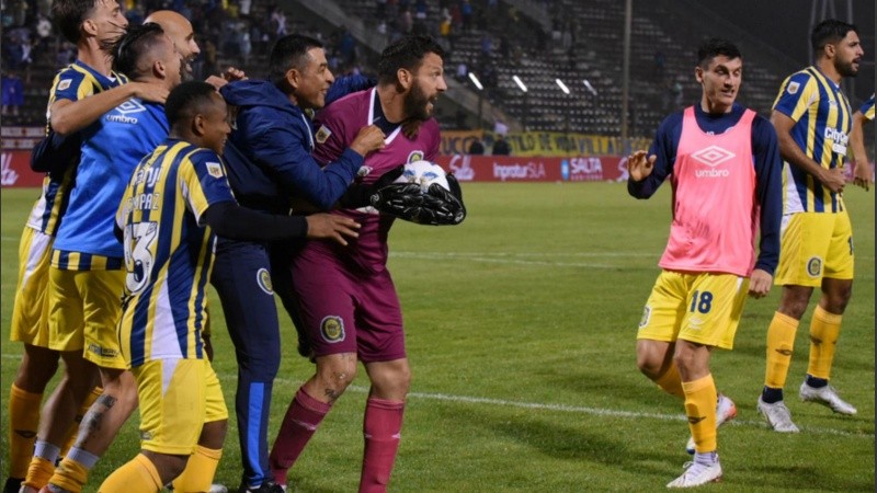 Broun, figura canalla en la noche salteña.