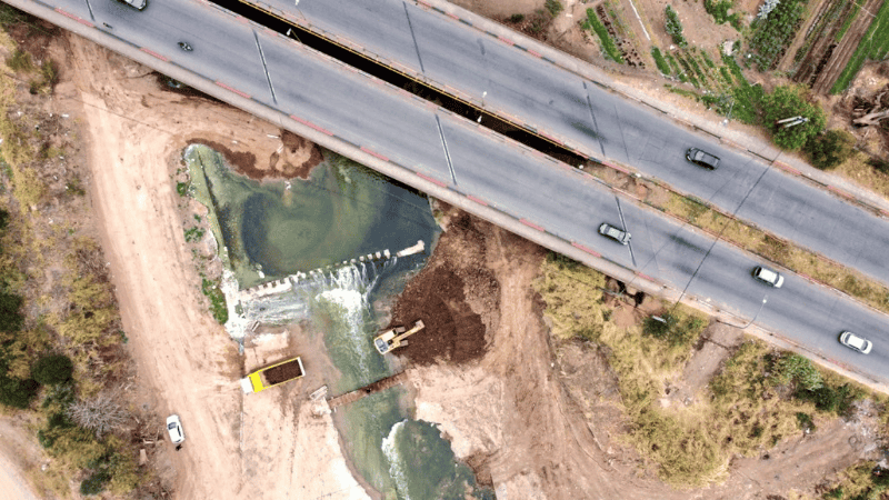 De no terminarse las obras, podría ceder la estructura del puente Molino Blanco.