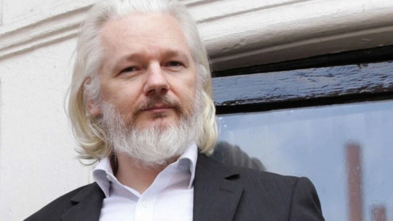 Assange se enfrentaba a cargos en EE.UU. por violar la Ley de Espionaje.