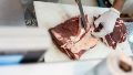 El consumo de carne cayó a su nivel más bajo en 100 años por aumentos "irracionales" y el ascenso del cerdo