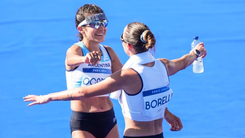 Las corredoras argentinas Florencia Borelli y Daiana Ocampo completaron el maratón femenino de los Juegos Olímpicos de París 2024.