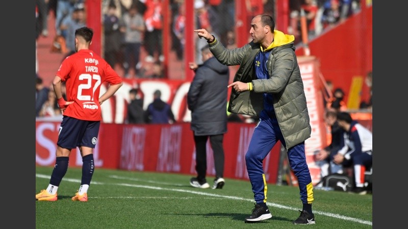 Matías Lequi ahora es el técnico oficial de la primera división de Central