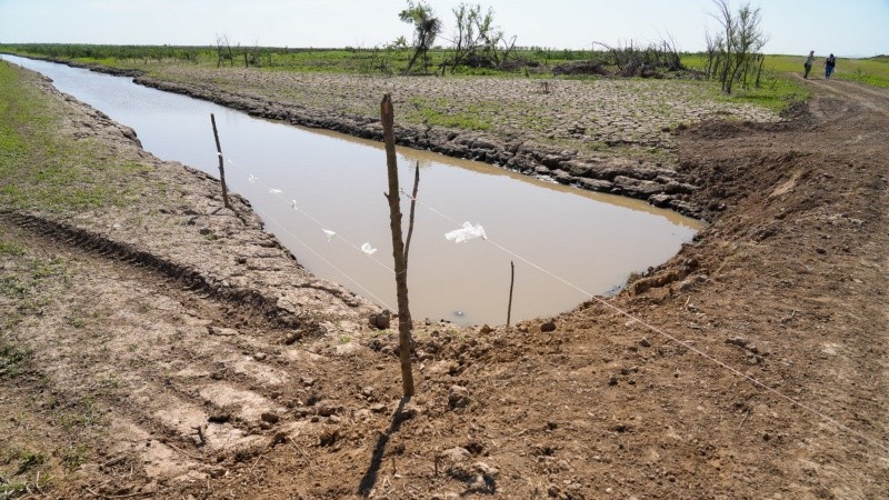 La obra de la Municipalidad: tabicó el río que se 