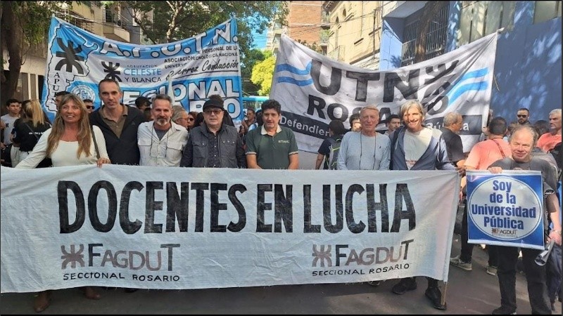 La Universidad Tecnológica de Rosario realizará un paro total por 24 horas durante el miércoles 30 en consonancia con la medida de fuerza lanzada por las federaciones Conadu y Conadu histórica.