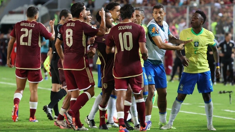 Vinicius terminó a puro reproche contra los futbolistas venezolanos.