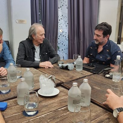 La reunión con Joan Manuel Serrat.