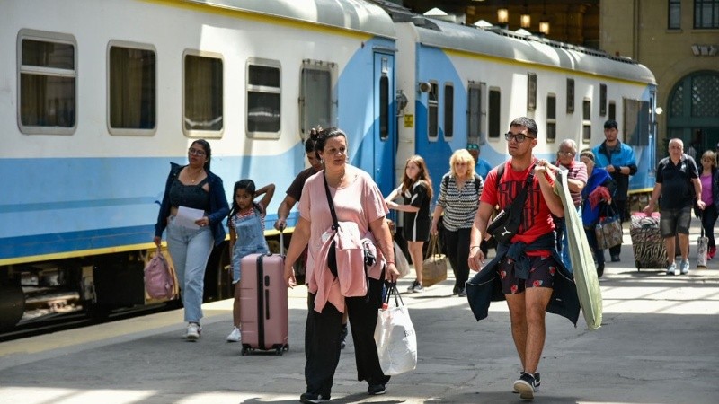 Trenes Argentinos lanza a la venta pasajes de larga distancia para el verano.