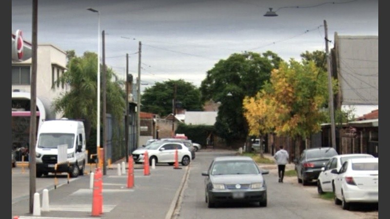 El vehículo estaba en la cortada Ludueña, lindera a la Axion.