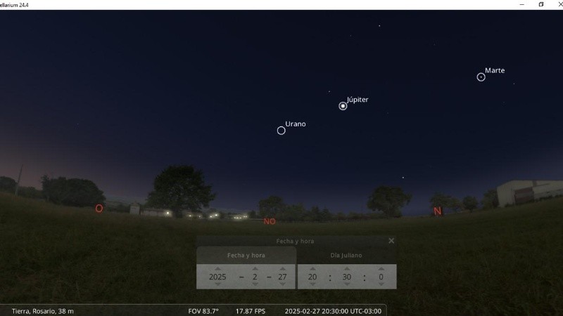 Así se observaba el cielo este jueves a las 20.30 hs