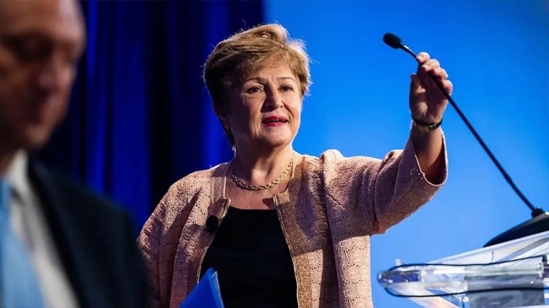 Georgieva se refirió a la situación del país como “un ejemplo de progreso económico”.