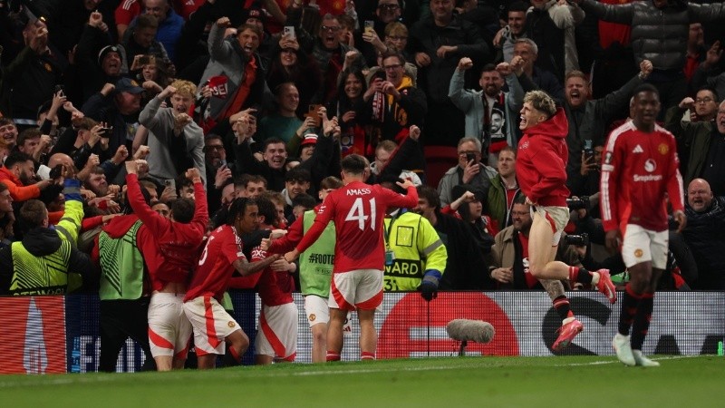 Garnacho a los saltos, luego de haber salido, tras la agónica clasificación.