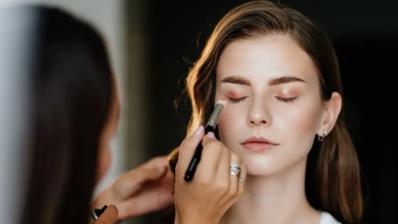 Un make up que comparte el mismo subtono.