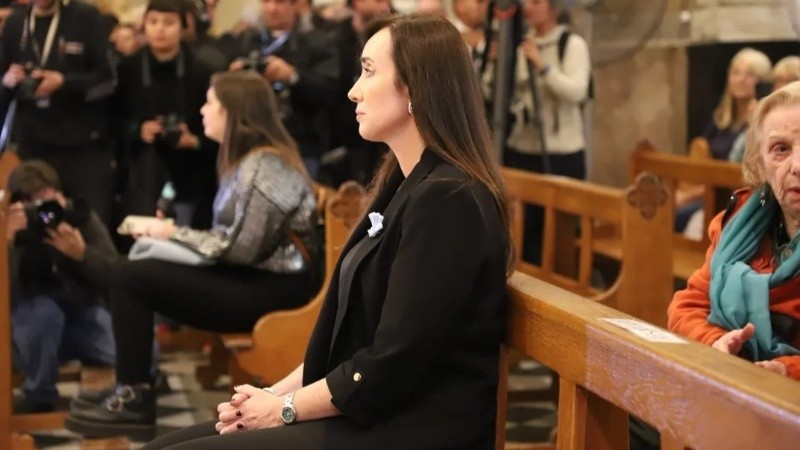 La dirigente derechista pasó un mal momento luego de la misa en Flores.