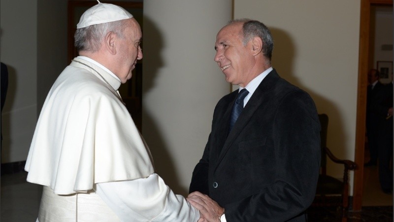 Tras la muerte del papa Francisco este lunes a los 88 años, el ministro de la Corte Suprema de la Nación, Ricardo Lorenzetti, se refirió a la vida del líder de la Iglesia Católica.