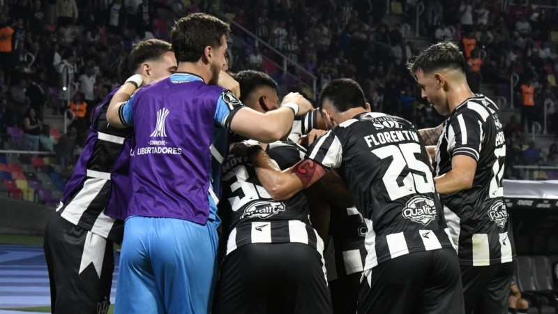 Central Córdoba viene de ganar la Copa Argentina y sorprende a nivel continental.