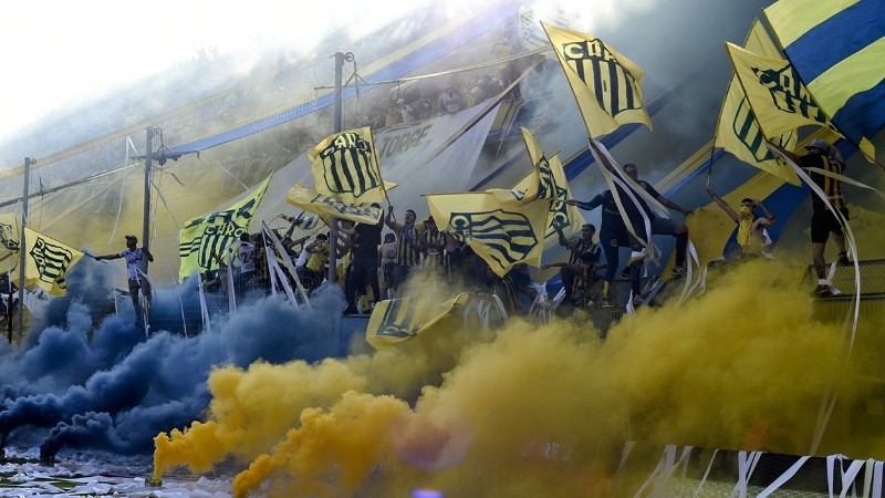 Un recibimiento espectacular para la alegría canalla.