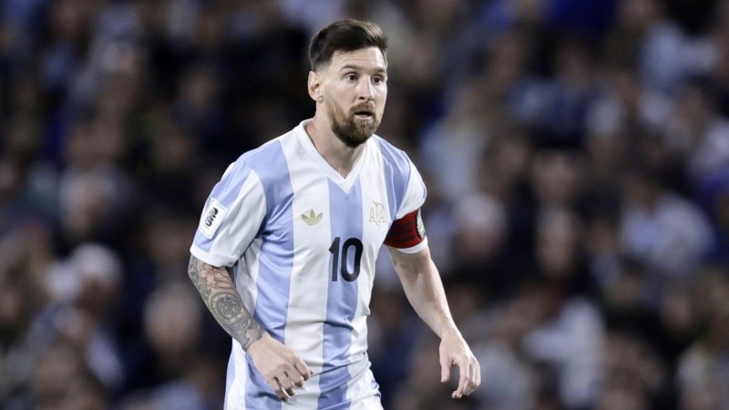 Leo y la celeste y blanca, todo un sello.