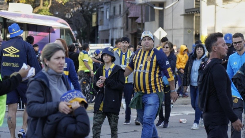 La previa canalla en el Gigante antes del cruce ante Huracán.