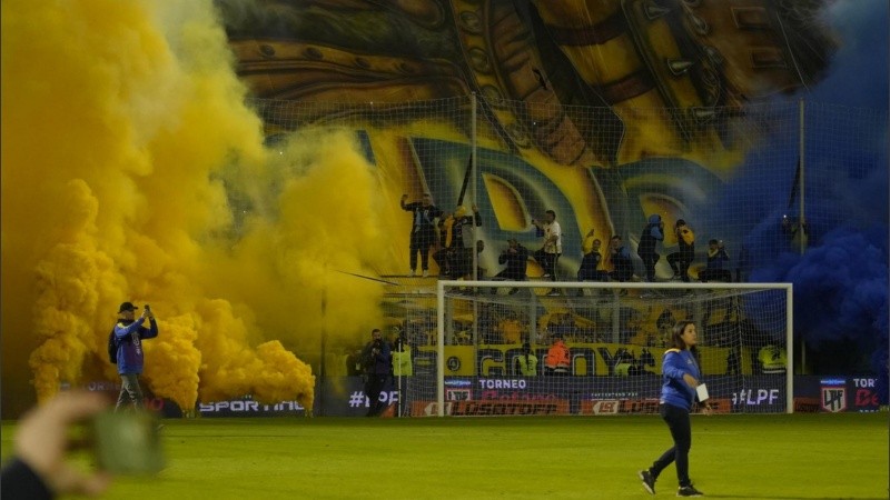 La previa canalla en el Gigante antes del cruce ante Huracán.