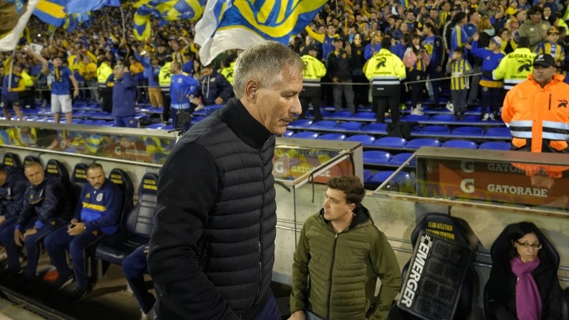 “No merecimos perder bajo ningún punto de vista”, analizó el DT tras volver a ver el partido con el Globo.