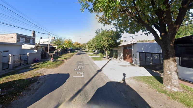 La República al 7800, donde ocurrieron las intimidaciones y la balacera.