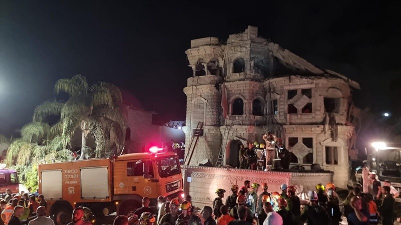Tres muertos de un edificio impactado por un proyectil en Tamra, en el norte de Israel