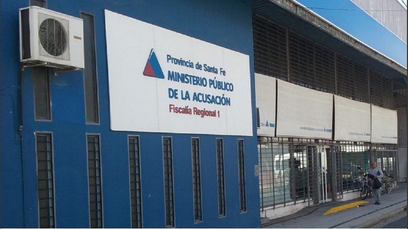 Fueron juzgados en Santa Fe por estafas realizadas en comercios de varias localidades.