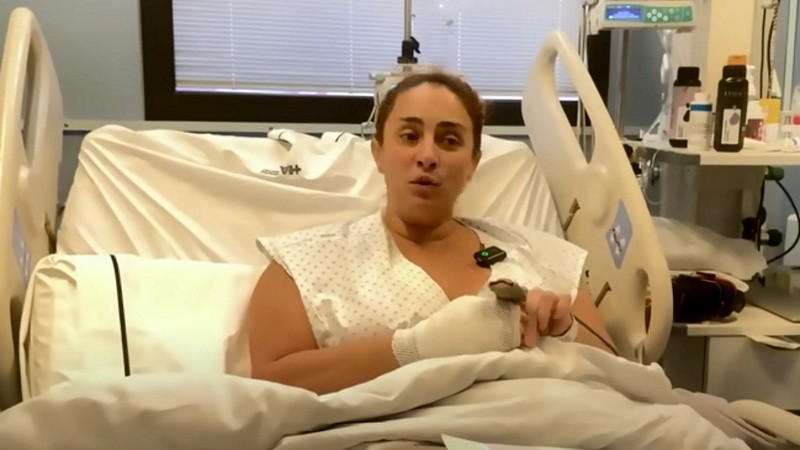 Oliván se recupera de una quemadura grave que sufrió hace un mes.