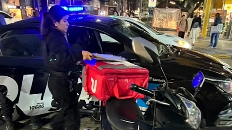 La Policía llegó y trasladó al delincuente a la comisaría 2ª.