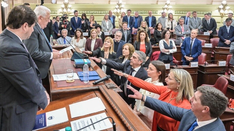 Los convencionales peronistas al momento de la gira