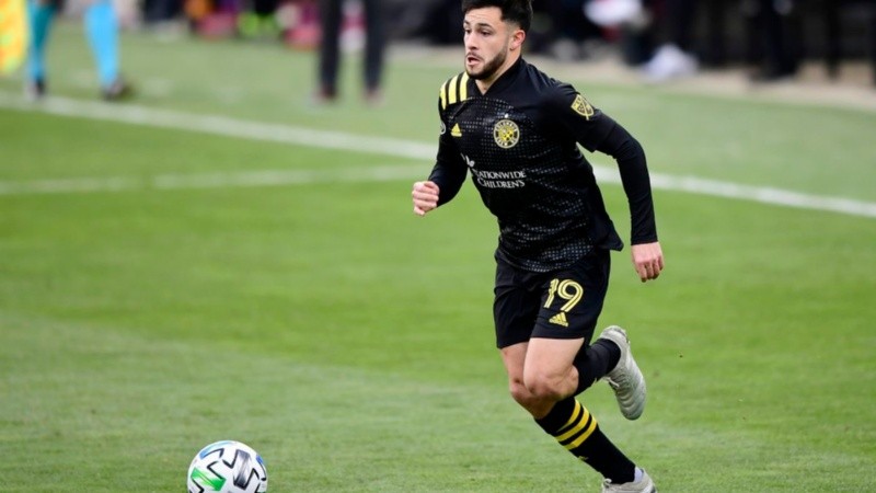 El lateral rosarino de 26 años se suma al Rojo de Avellaneda.