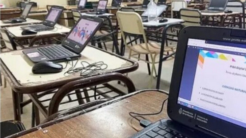 Los estudiantes harán la evaluación mediante una notebook.