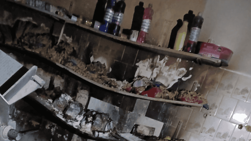 Así quedó el local incendiado.