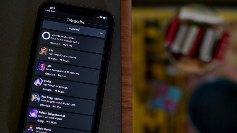  Piden restringir el uso de asistentes de IA para menores de edad.
