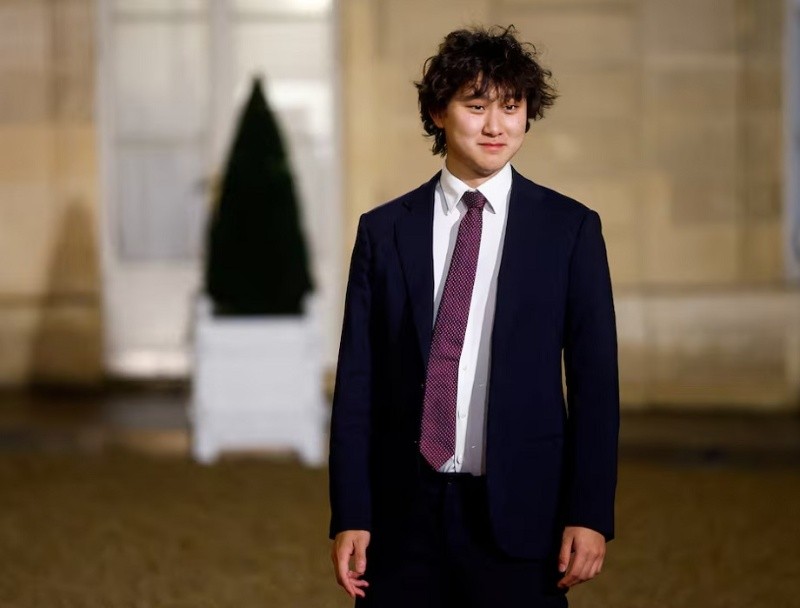  Alexandr Wang, ex CEO de Scale AI, fue contratado por Meta.