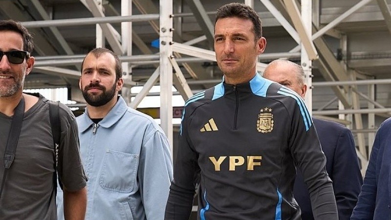 Lionel Scaloni viajó a Estados Unidos.