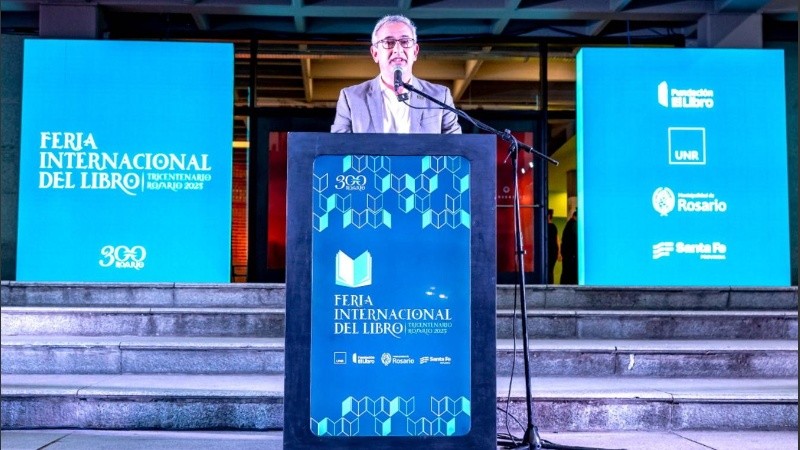El intendente Pablo Javkin, en la apertura de la Filros 2025.